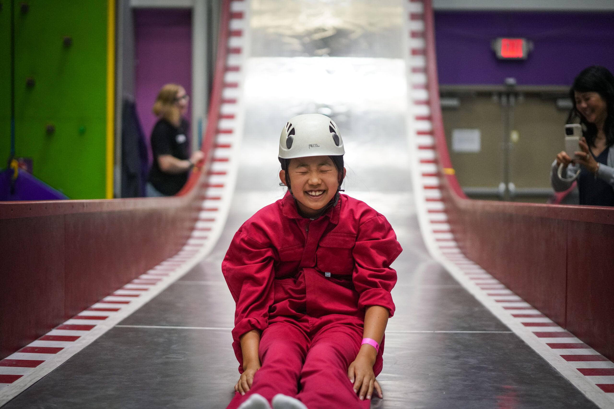 Young climber in Sender City